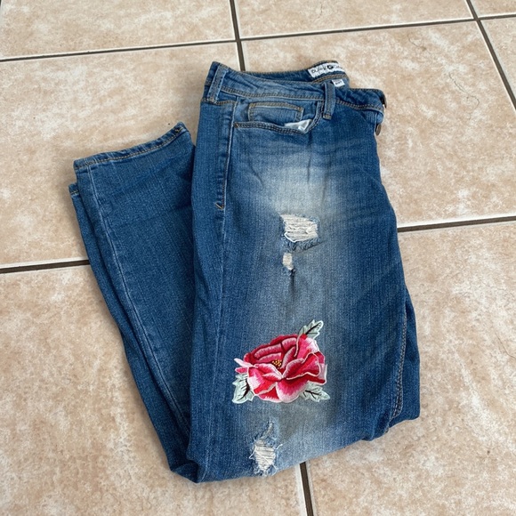 Black Daisy..Jamie Relaxed Skinny jeans - Picture 4 of 4